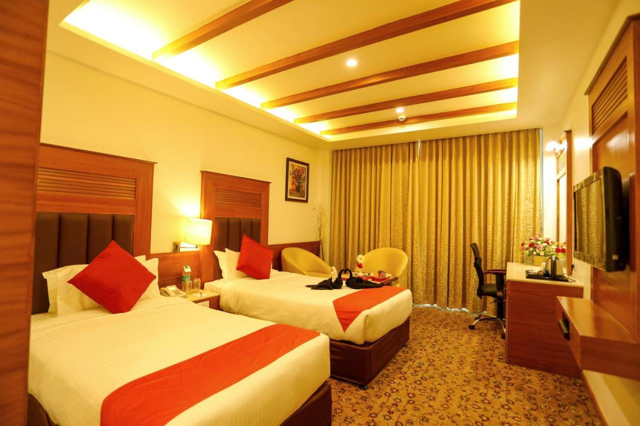 Sivaraj Inn Салем Екстериор снимка