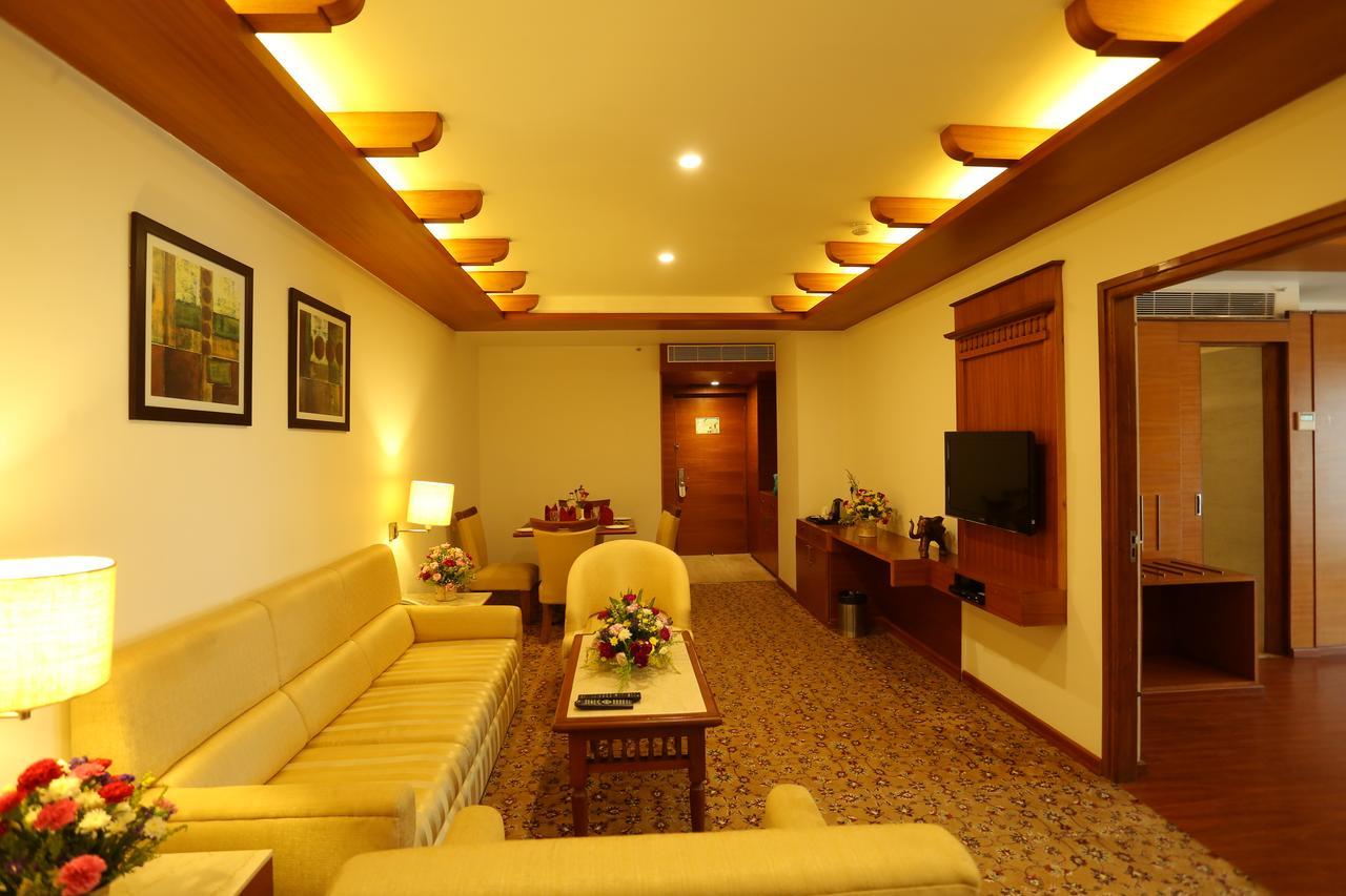 Sivaraj Inn Салем Екстериор снимка