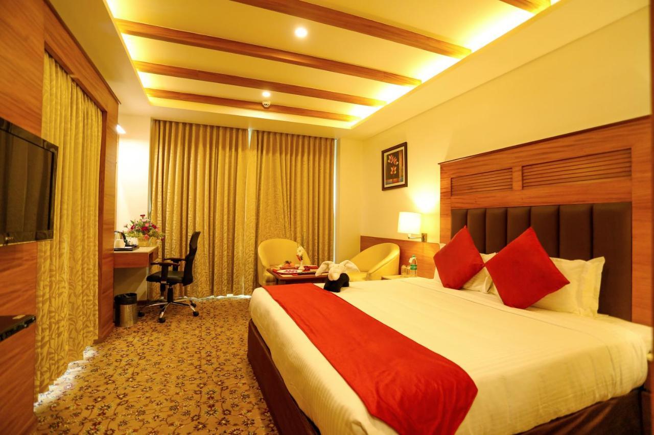 Sivaraj Inn Салем Екстериор снимка